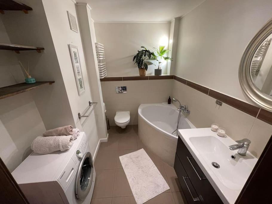 Comfortable Apartment In Warsaw Bielany Exterior photo