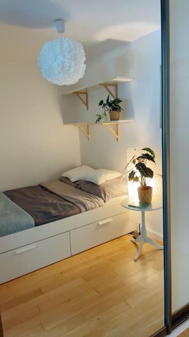 Comfortable Apartment In Warsaw Bielany Exterior photo